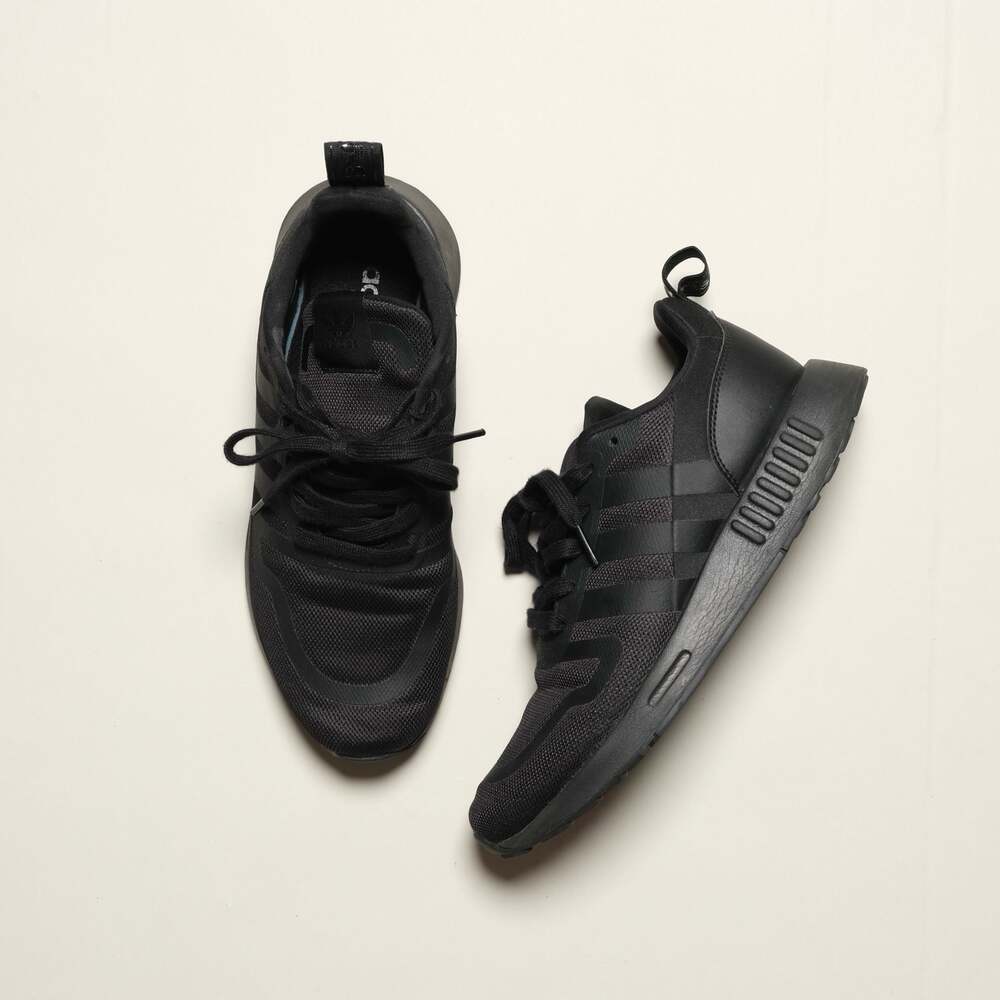 Adidas Originals Multix Triple Black Sneakers Men’s 7.5 / Women’s 9